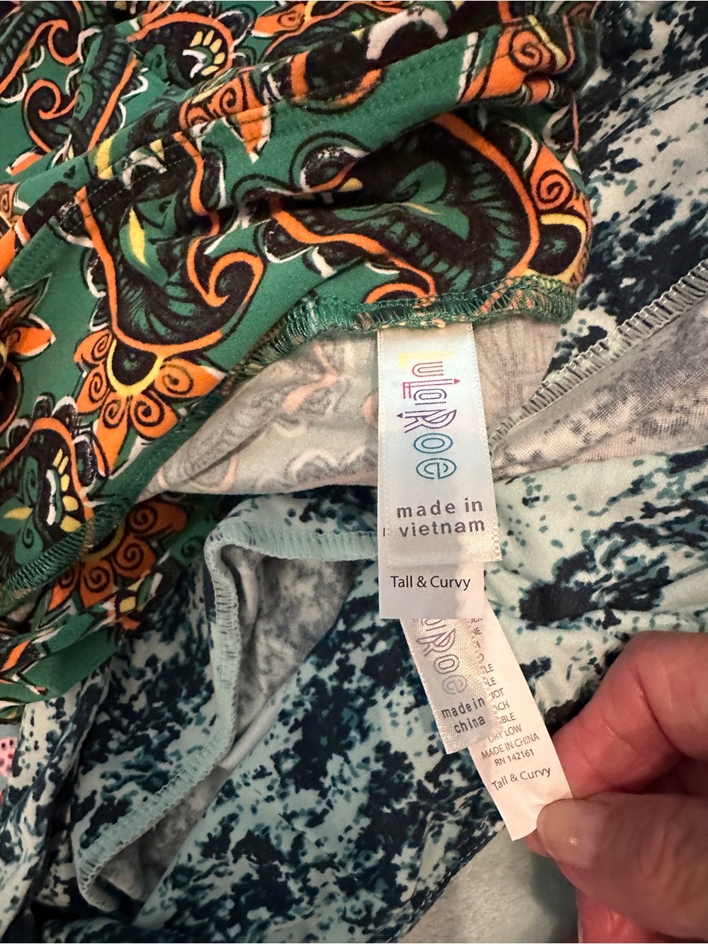 LuLaRoe Lavender & Multicolor Patterned Leggings - Floral, Paisley, Geometric - Picture 2 of 5